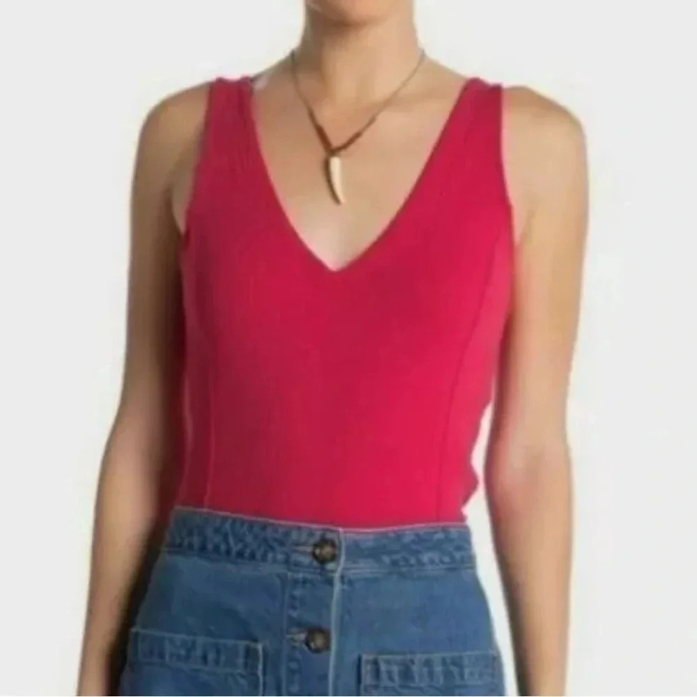 Free People | Pink Kiera Ribbed Solid Knit V-Neck Cutout Back Tank Top - Size S